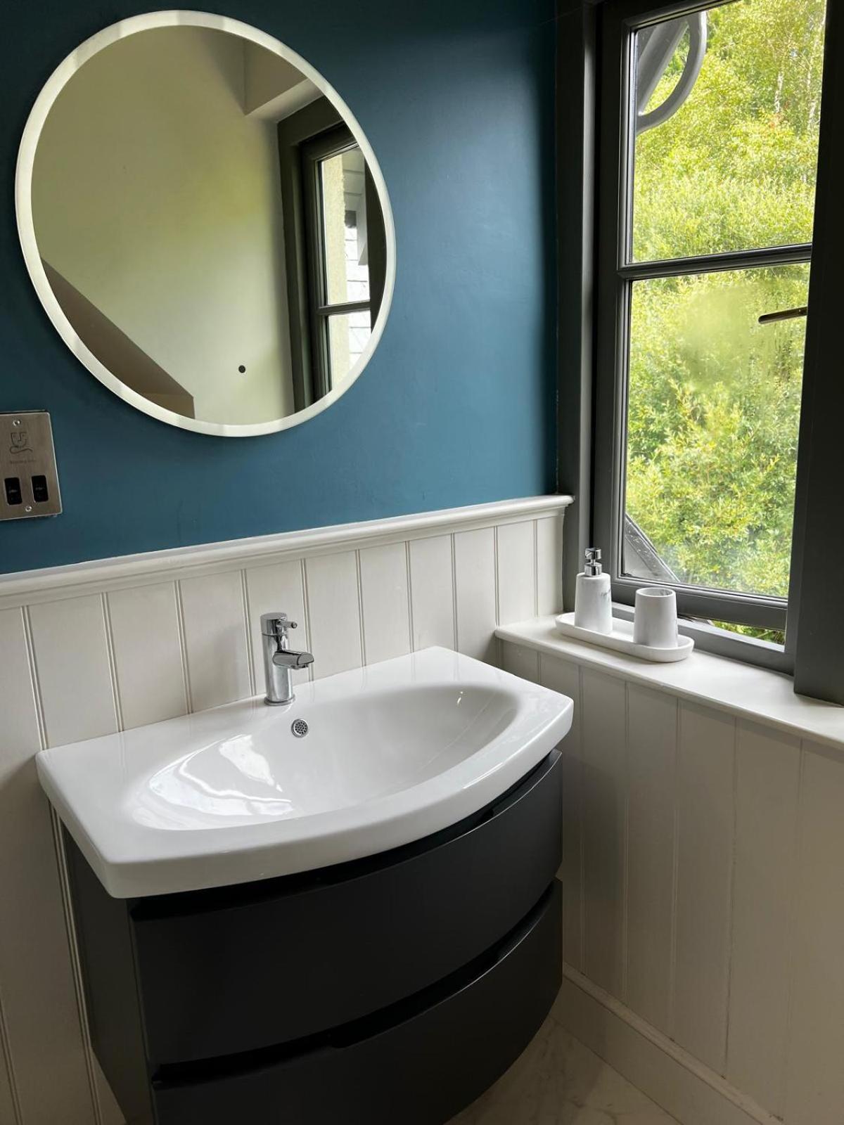 Chic Classy & Cosy At Lough Erne Golf Village And Resort Ballycassidy Ngoại thất bức ảnh